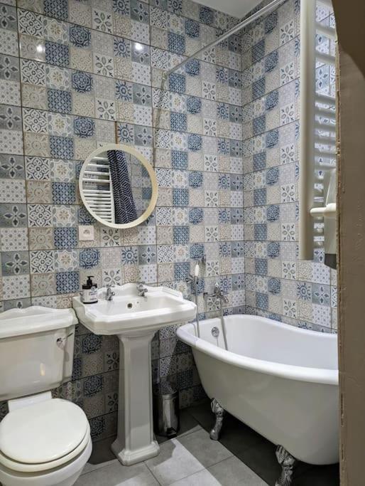 L'Appartement Du Voisin D'Hugo Besançon Exterior foto
